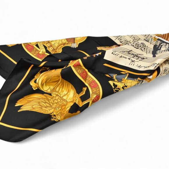 HERMES Black Scarf - Picture 4 of 8